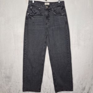 BDG Tapered Baggy Jeans Size 28